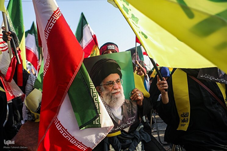 تقرير مصور | إحیاء الذكرى السنوية الأولى لإستشهاد الأمينين العامين لحزب الله في إیران