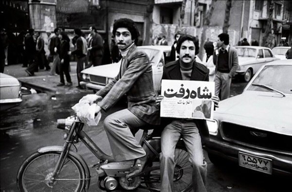 هروب شاه ورضى مردم ايران