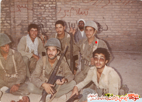 حاجیه خانم مهرانگیز کیانی مادر شهید گرانقدر مهدی طاووسی به فرزند شهیدش پیوست