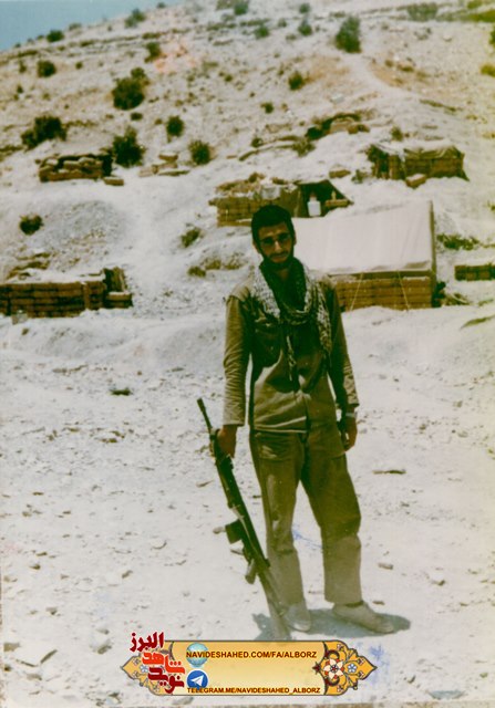 شهیدی که برای اعزام به جبهه دعا می کرد؛ شهید محمد رضا زارع شهیدی که برای اعزام به جبهه دعا می کرد؛ شهید محمد رضا زارع
