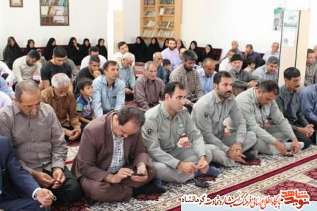 یادواره شهدای بمباران شیمیایی شهرستان های دالاهو و گیلانغرب +تصویر یادواره شهدای بمباران شیمیایی شهرستان های دالاهو و گیلانغرب +تصویر