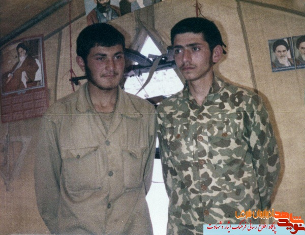 تصاویر دسته جمعی کمتر دیده شده از رزمندگان لشکر عاشورا تصاویر دسته جمعی کمتر دیده شده از رزمندگان لشکر عاشورا