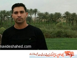 پیکر مطهر نخستین شهید ناجا در راه مبارزه با قاچاق کالا در سال 97 در گیلانغرب تشییع شد پیکر مطهر نخستین شهید ناجا در راه مبارزه با قاچاق کالا در سال 97 در گیلانغرب تشییع شد