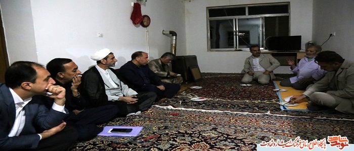 عکس | دیدار مسئولان شهرستان بجنورد با خانواده شهید عکس | دیدار مسئولان شهرستان بجنورد با خانواده شهید