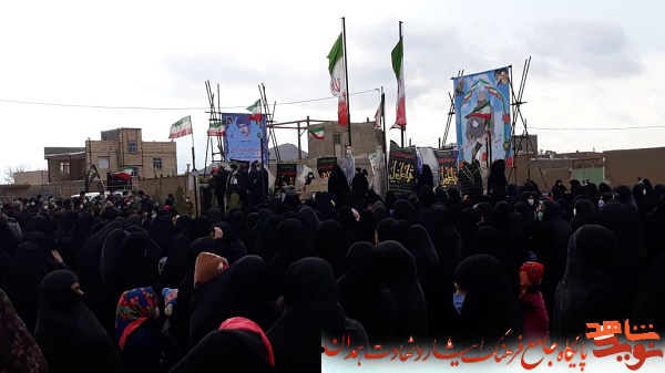 گزارش تصویری| آئین استقبال از خانواده شهید یارمحمودی در ملایر گزارش تصویری| آئین استقبال از خانواده شهید یارمحمودی در ملایر