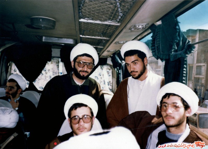 از وحدت، کنارهگیری نکنید از وحدت، کنارهگیری نکنید