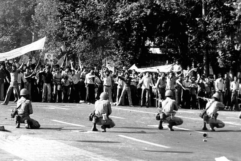 17 شهریور؛ نقطه عطف انقلاب اسلامی «روایت خون و آتش» + عکس 17 شهریور؛ نقطه عطف انقلاب اسلامی «روایت خون و آتش» + عکس