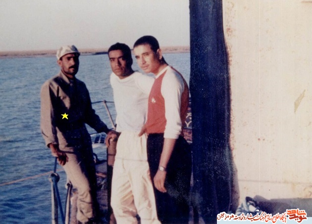 با تقوا پرهیزکار بود با تقوا پرهیزکار بود