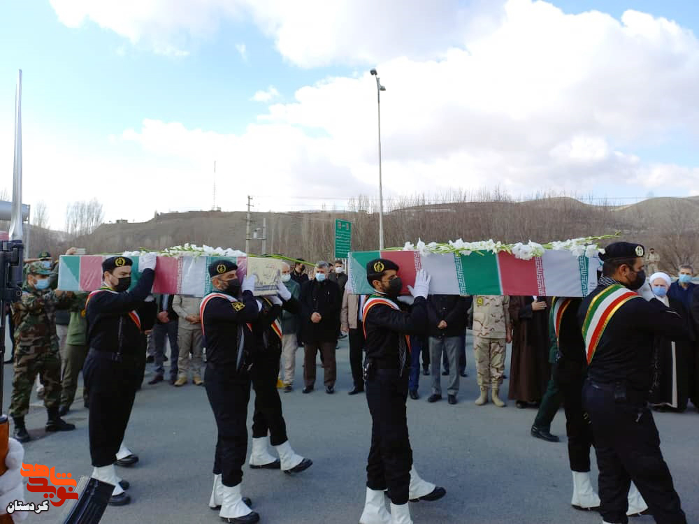 با ورود پیکر ۲ شهید آسمان کردستان عطرآگین شد