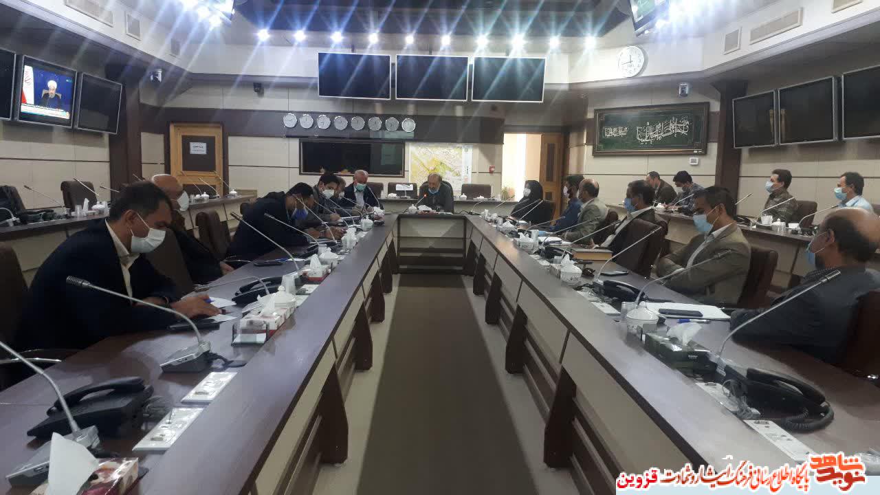 تعویض ۱۲۰ سنگ مزار شهدای قزوین در سال جاری انجام میشود تعویض ۱۲۰ سنگ مزار شهدای قزوین در سال جاری انجام میشود