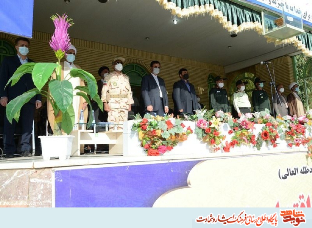 از خانواده معظم شهدا و ایثارگران تجلیل شد