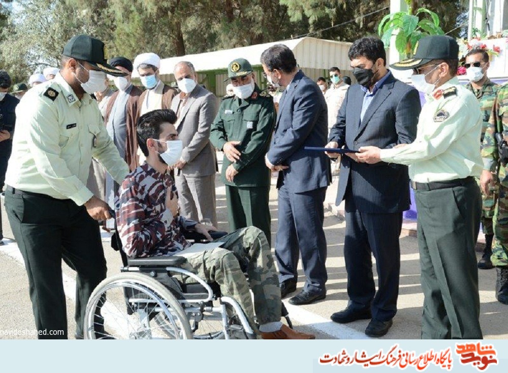از خانواده معظم شهدا و ایثارگران تجلیل شد