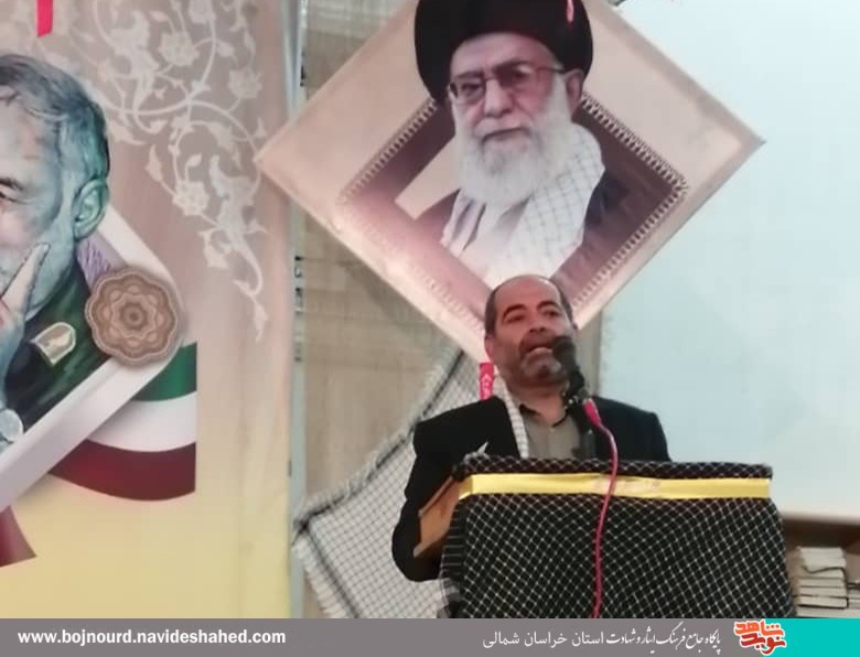 دفاع از کیان اسلام و حفظ و حراست از مرزهای کشور شیعه و سنی نمی‌شناسد
