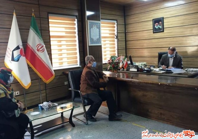 خانواده های شهدا یادگاران دوران دفاع مقدس هستند خانواده های شهدا یادگاران دوران دفاع مقدس هستند