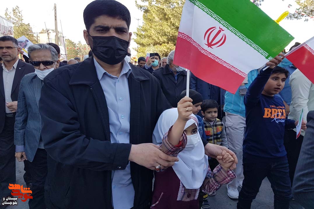 حضور خانواده های معظم شاهد و ایثارگر زاهدان در راهپیمایی باشکوه 22 بهمن