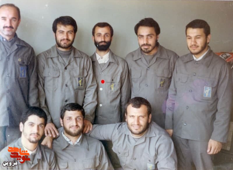 هدیه روسری شهید محمدرضا به خانم‌ها!