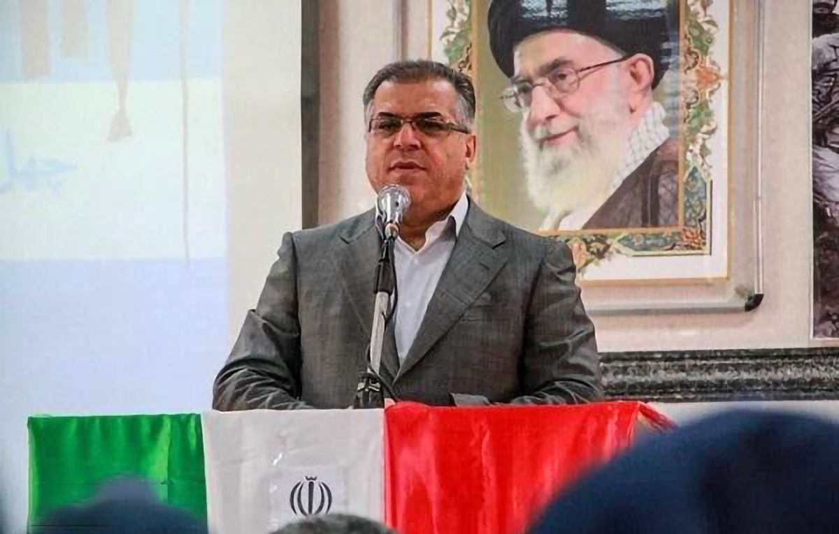 نوجوانان فریب وعده‌های بی‌اساس دشمنان را نخورند