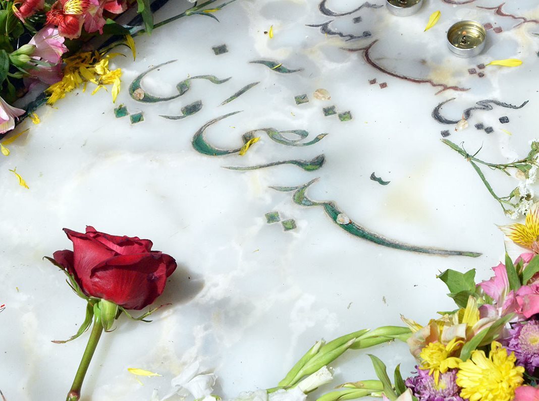 رونمایی از پرتره شهید آوینی و ۱۲ اثر هنرمند انقلابی