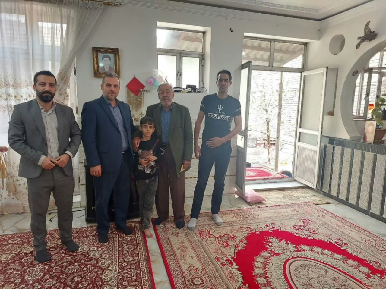دیدار با خانواده معظم شاهد و ایثارگر در شهرستان خوی