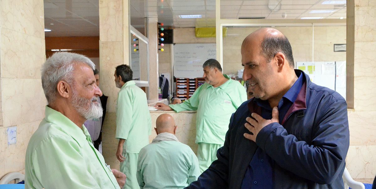 حضور مدیرکل بنیادشهید تهران بزرگ در بیمارستان صدر