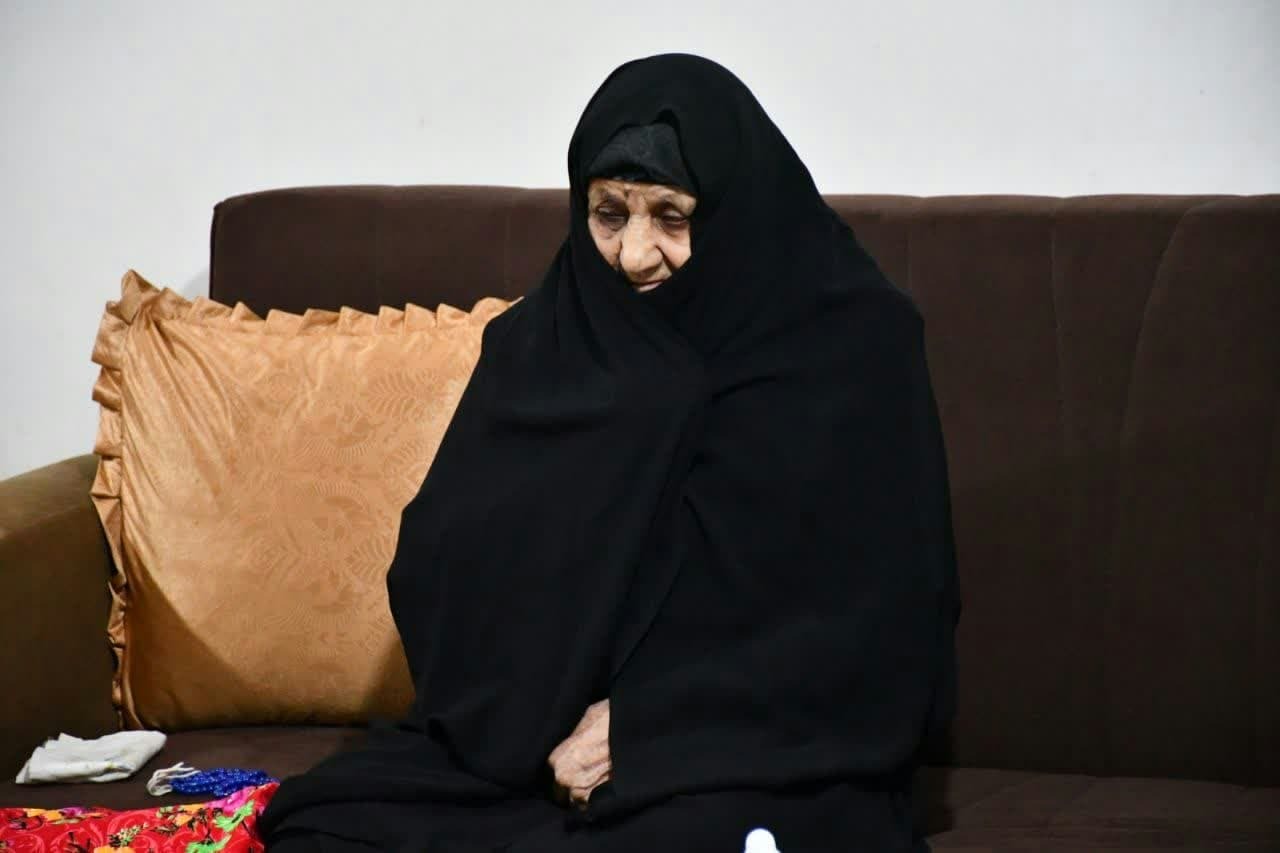 دیدار مسئولین شهرستان خوی با خانواده معظم شهیدان اسماعیل زهرابی و علی عبدالهی