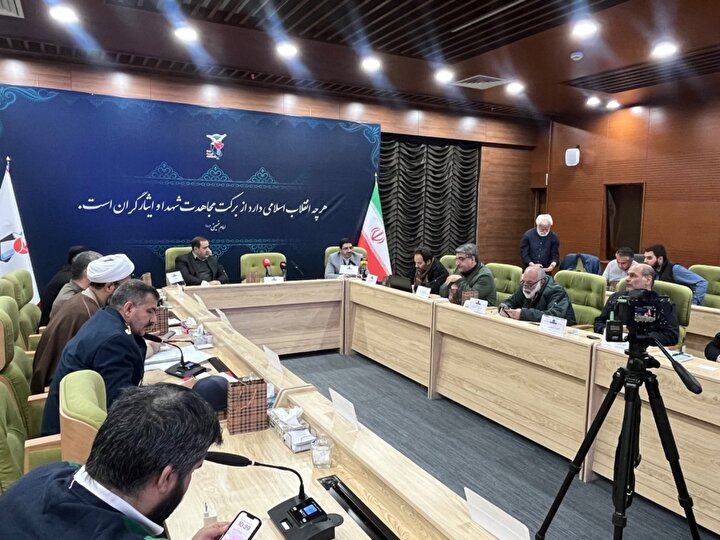 شانزدهمین جلسه شورای حمایت، پشتیبانی و نظارت بر تولید، عرضه و نمایش محصولات هنری دفاع مقدس و مقاومت برگزار شد/ پیوست رسانه‌ای و مخاطب محوری، شرط موفقیت آثار هنری است