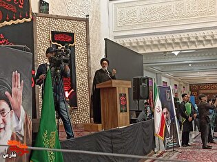 امام جمعه موقت شیراز: اندیشه‌های رهبر شهید ماندگار...