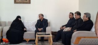 دیدار معاون فرهنگی بنیاد شهید فارس با خانواده...