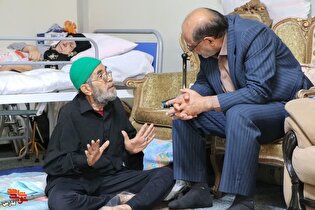تجلیل مدیرکل بنیاد شهید استان فارس از ایثار و...