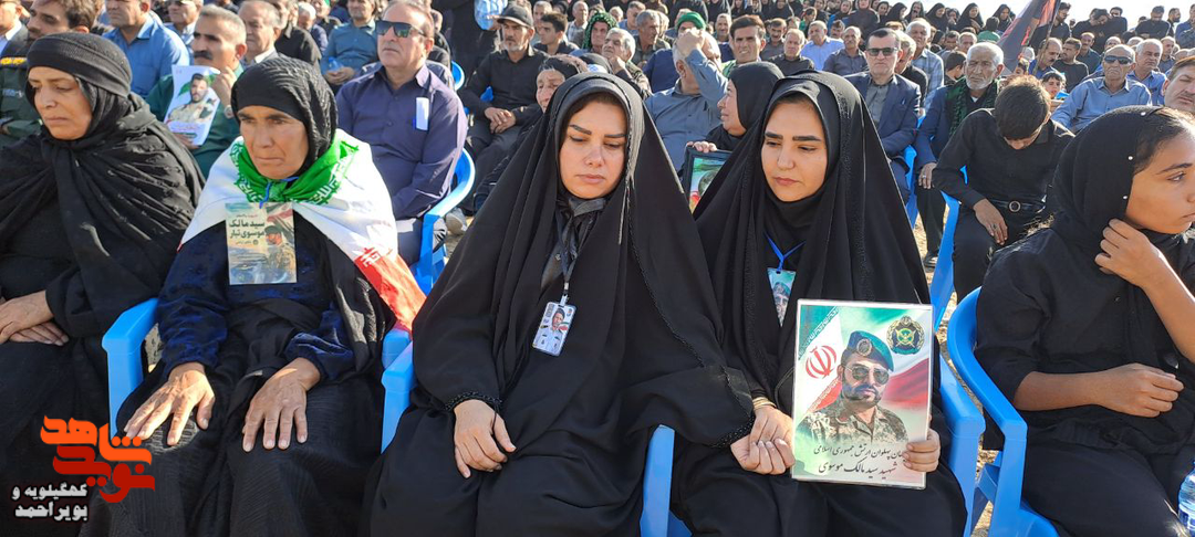 بهمئی یکپارچه به احترام شهید ارتشی ایستاد