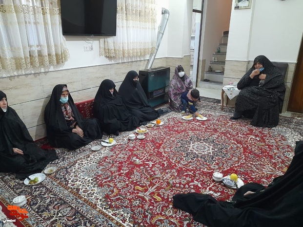دیدار بسیجیان شهرستان سرخه با مادر معزز شهید والامقام رضا مرادی - بیست و ششم دیماه ۱۴۰۰ شهرستان سرخه