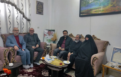 دیدار کارکنان بنیاد شهید شهرستان شاهرود با خانواده معزز شهید امنیت محمد عباسی - نوزدهم مهر ۱۴۰۱ شهر بسطام