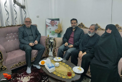 دیدار کارکنان بنیاد شهید شهرستان شاهرود با خانواده معزز شهید امنیت محمد عباسی - نوزدهم مهر ۱۴۰۱ شهر بسطام