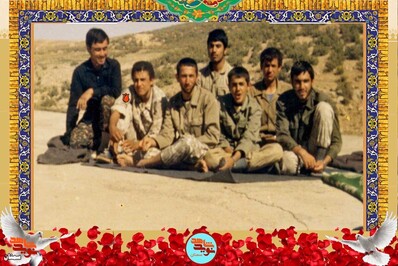 نفر دوم از چپ شهید محمدرضا طوسی